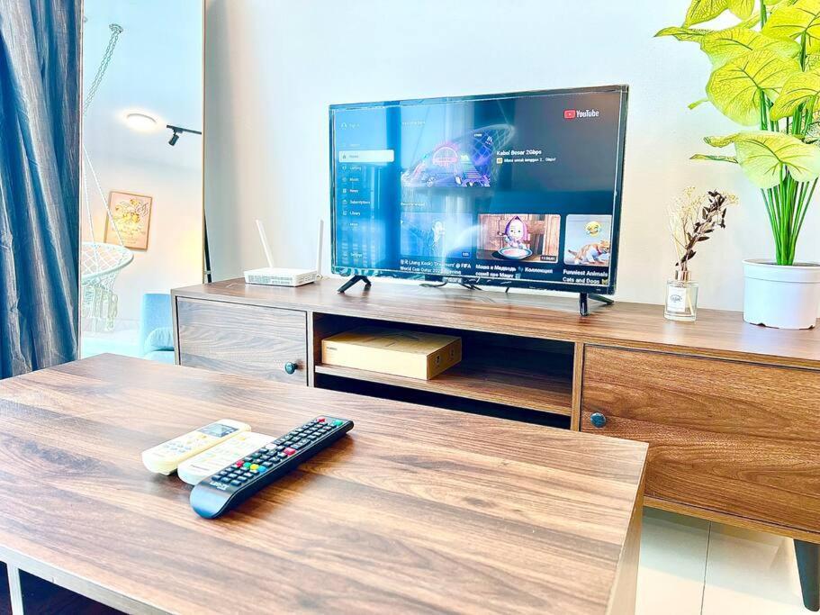 G 1-5Pax Cozy Home Trefoil Setia Alam 100Mps Wifi & Tv Sccc Exterior foto