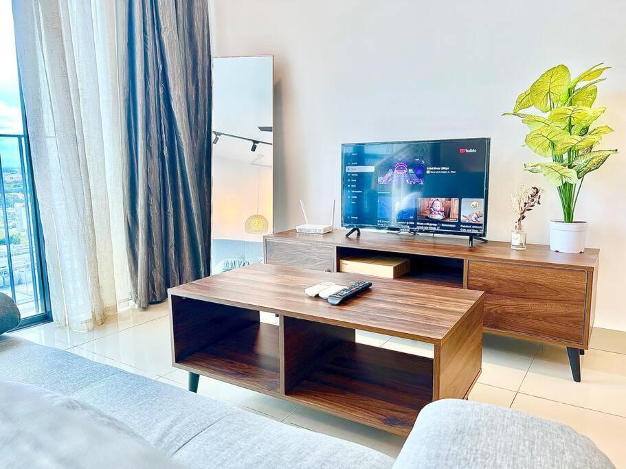 G 1-5Pax Cozy Home Trefoil Setia Alam 100Mps Wifi & Tv Sccc Exterior foto